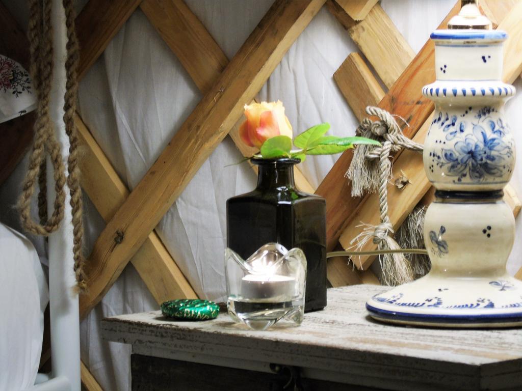 Готель Glamping Abruzzo - The Yurt Catignano Екстер'єр фото
