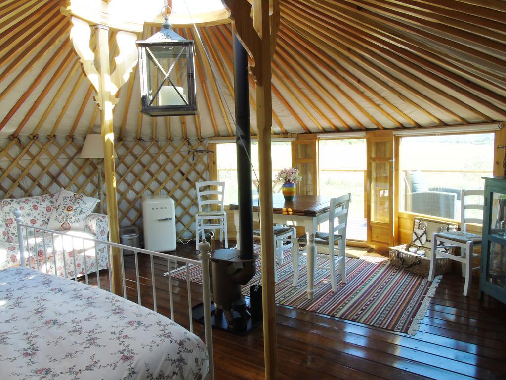 Готель Glamping Abruzzo - The Yurt Catignano Екстер'єр фото