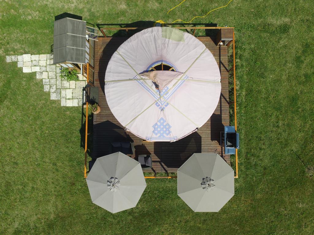 Готель Glamping Abruzzo - The Yurt Catignano Екстер'єр фото